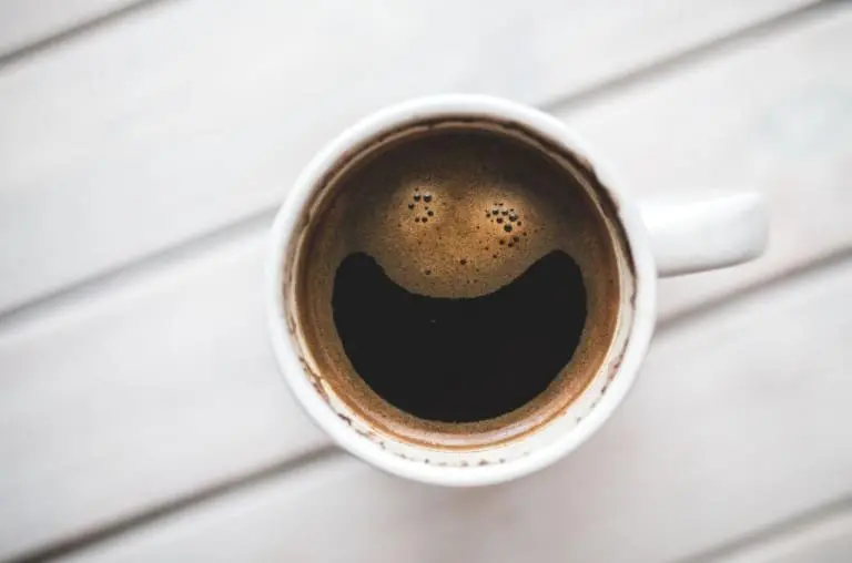 2 ou 3 copos de café por dia podem reduzir risco de demência