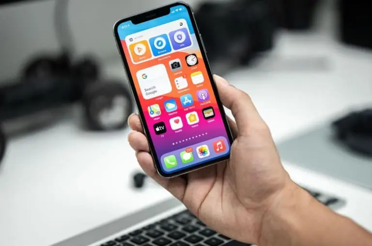 40% dos brasileiros com iPhone ainda estão vulneráveis