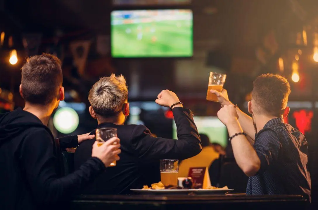 Assistir a esportes provoca mudanças no cérebro e aumenta sensação de bem-estar