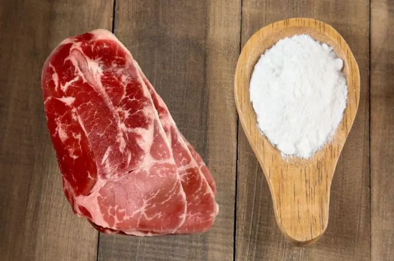 Bicarbonato deixa carne macia? Esse truque realmente funciona?