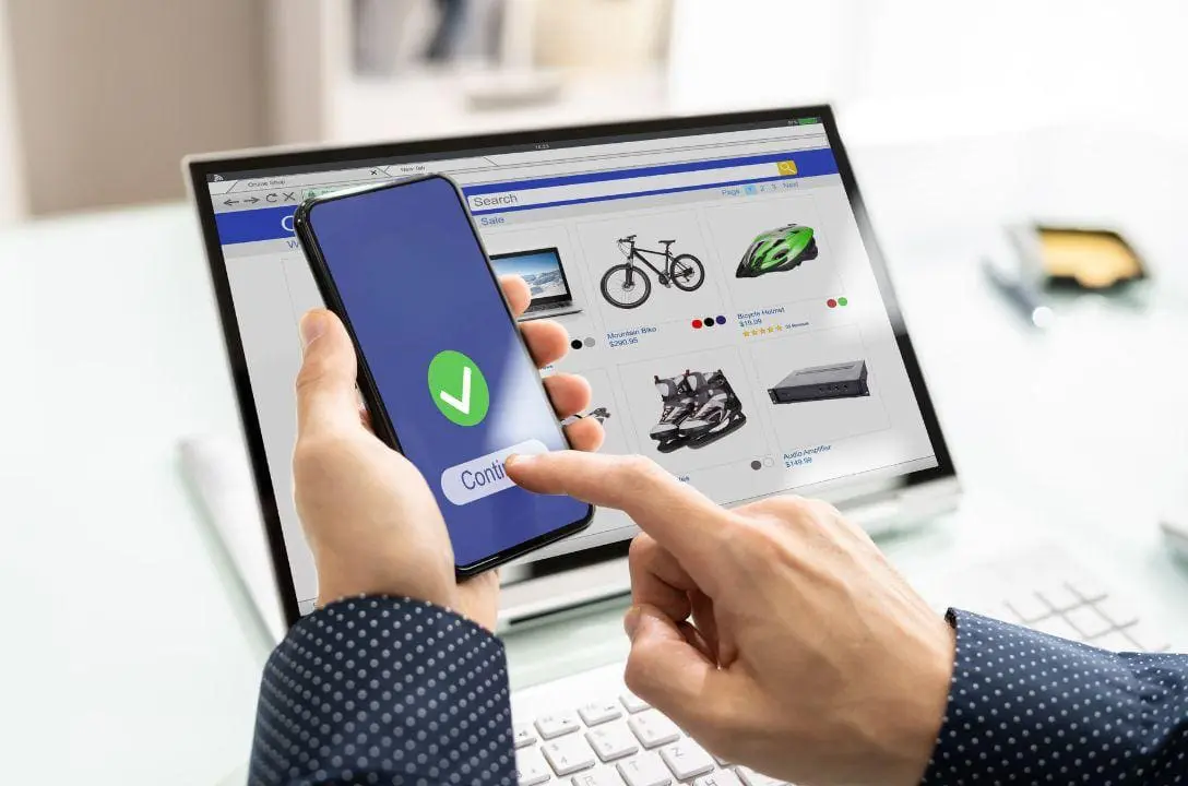 Black Friday 2025 - É mais seguro comprar pelo app ou site?