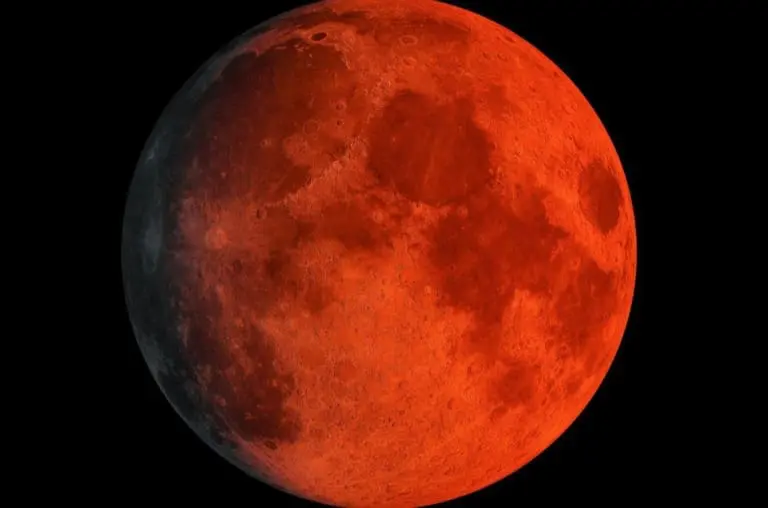 Calendário astronômico de outubro terá superlua e meteoros