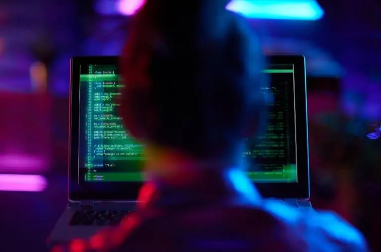 Chat Control ameaça privacidade online na União Europeia
