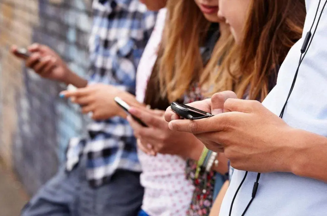 Choque de gerações? Jovens da geração Z trocam Google por buscas no TikTok