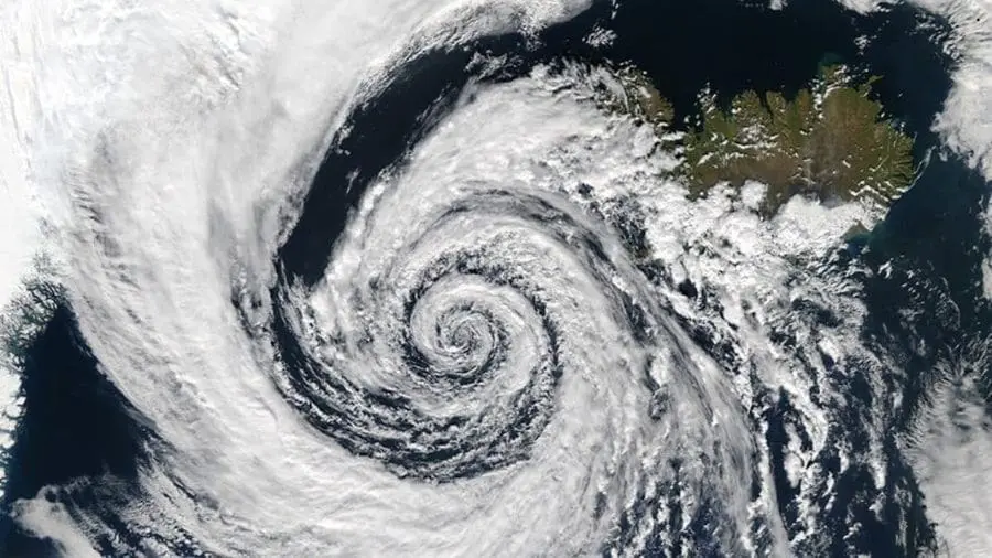 Ao mesmo tempo, um ciclone extratropical deve se formar no Oceano Atl&acirc;ntico