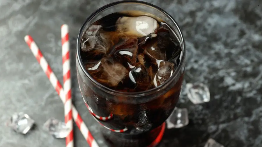 Enquanto outras vers&otilde;es j&aacute; eliminam o a&ccedil;&uacute;car e as calorias, essa nova f&oacute;rmula tamb&eacute;m remove a cafe&iacute;na
