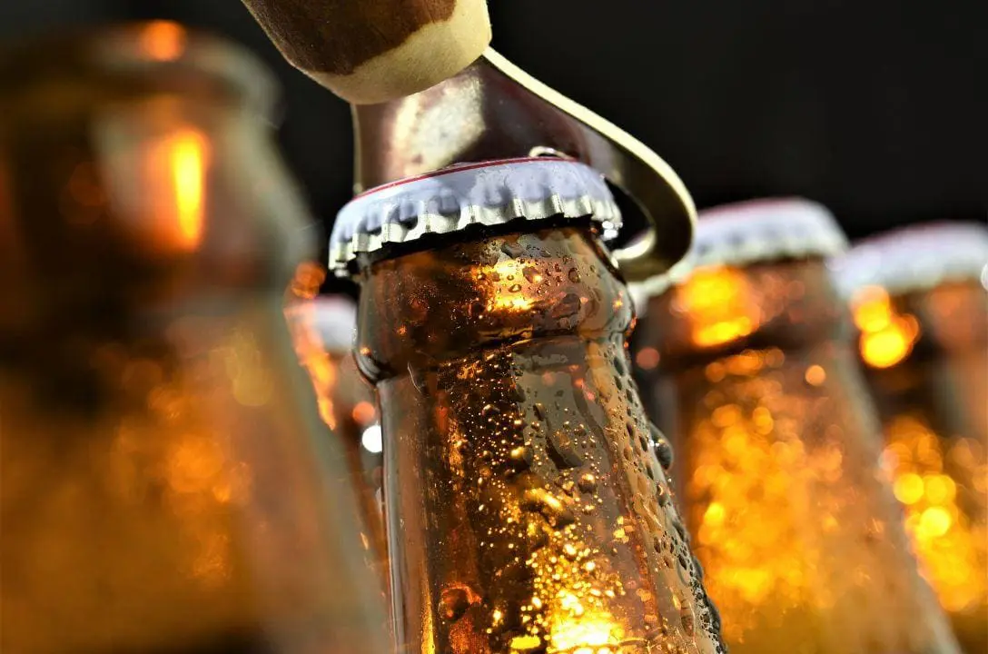 Como identificar cerveja adulterada e não cair no golpe?