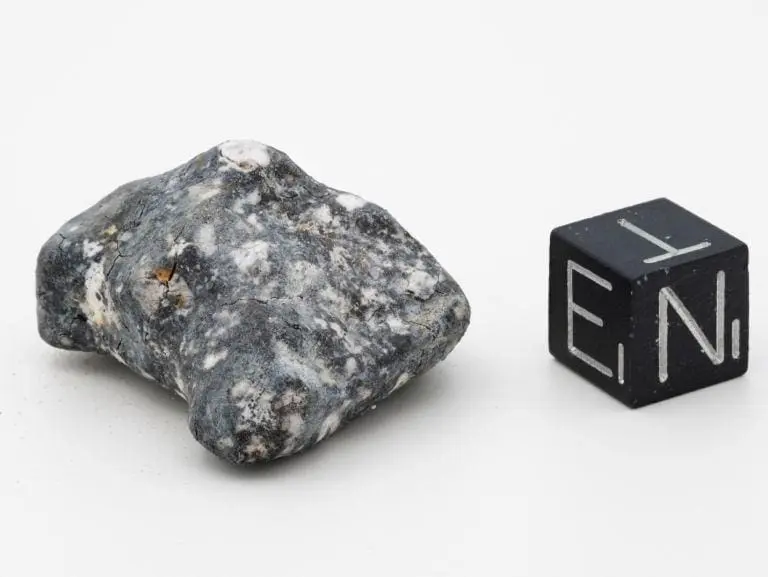 Descobertos Fragmentos de Asteroide que Explodiu sobre Berlim: Novidades Científicas