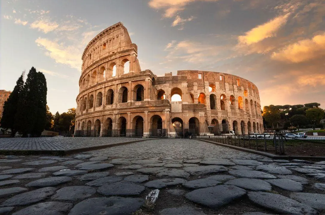 E se o Império Romano nunca tivesse caído?