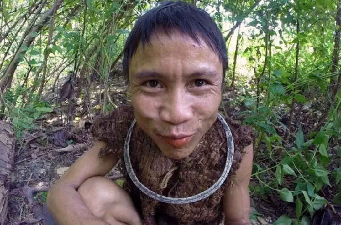 Ele viveu 41 anos na selva sem saber que existiam mulheres