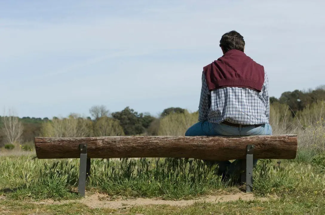 Estudo diz que 1 em 4 cada adultos ficará solteiro pra sempre