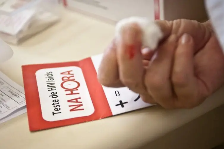 Hoje é Dia: combate à Aids e Dia Nacional do Samba são destaques