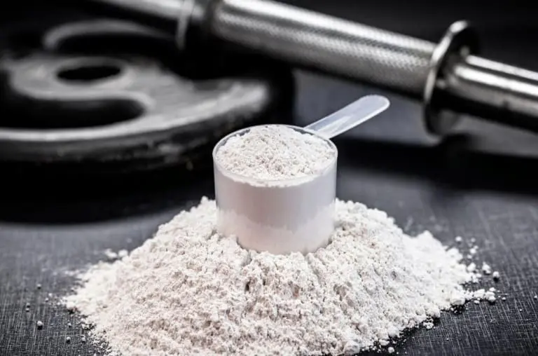 Ingerir creatina em pó sem diluir pode ser perigoso