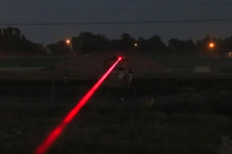 Laser chinês "lê" seu WhatsApp a mais de 1 km de distância