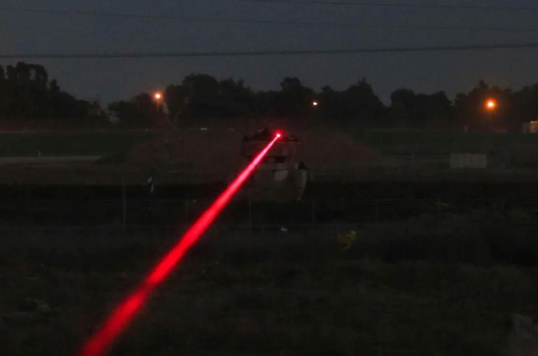 Laser chinês "lê" seu WhatsApp a mais de 1 km de distância