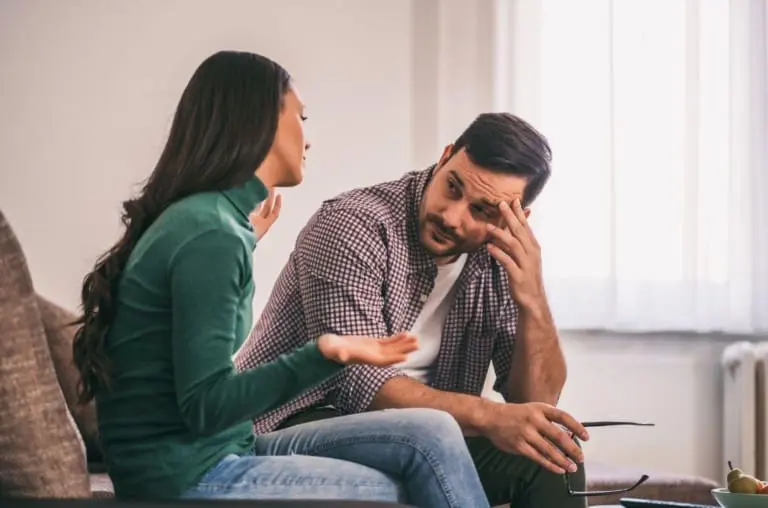 Maridos que ouvem as esposas são mais bem-sucedidos?