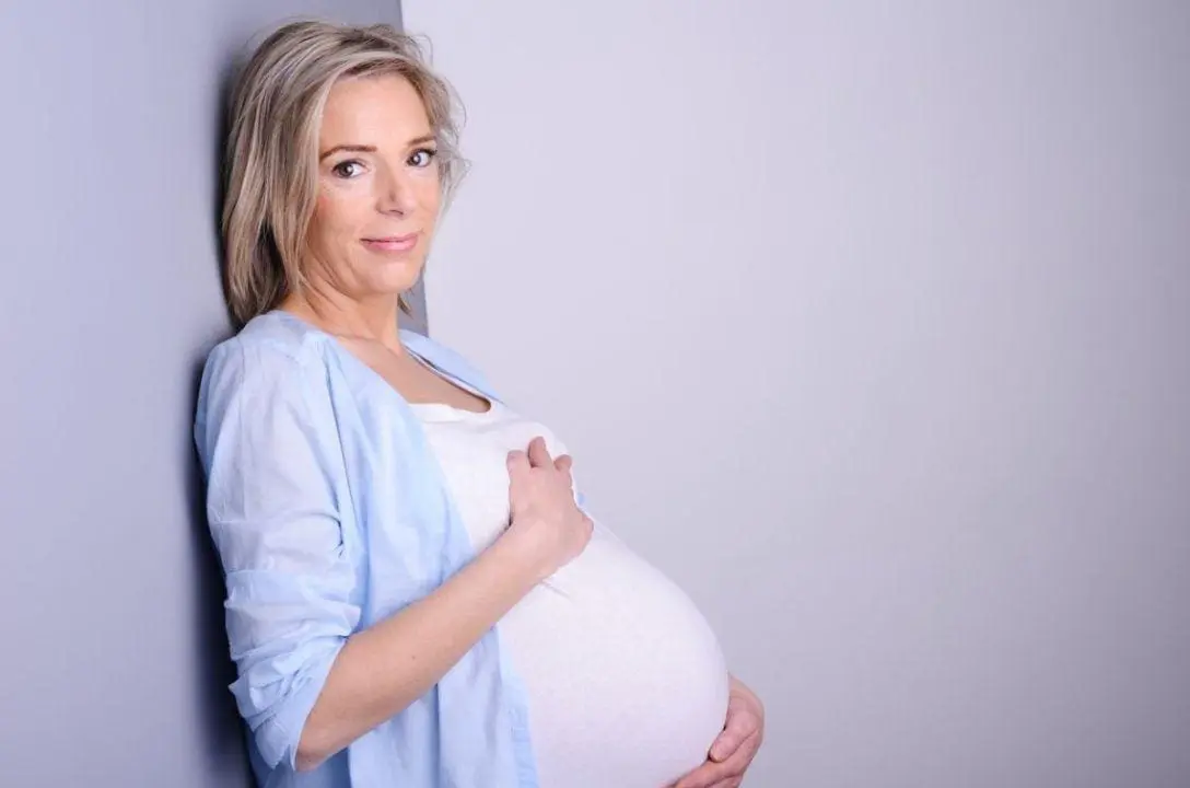 Mulheres 40+ estão tendo mais filhos do que mães adolescentes