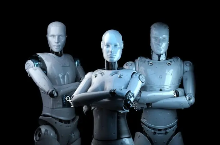 Musk prevê que robôs humanoides superarão a população mundial até 2040
