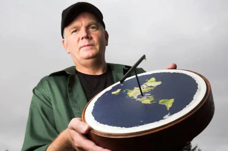 O dia em que um terraplanista provou a Terra redonda