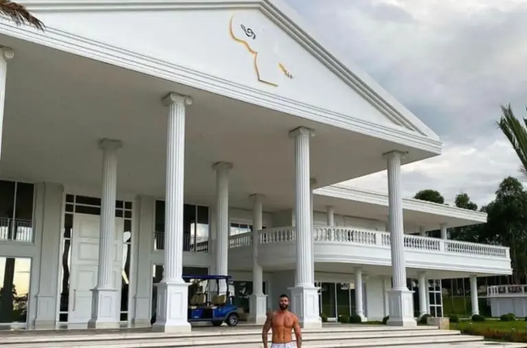 O que é a arquitetura Greco-Goiana? O que explica esse estilo?