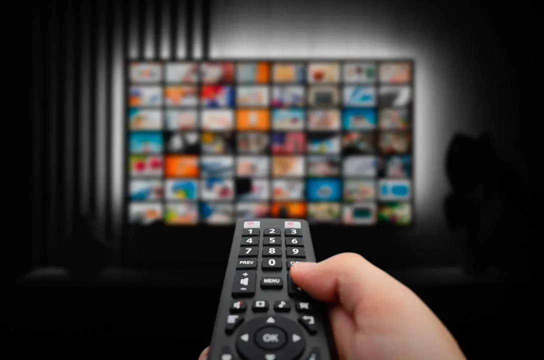O que é TV 3.0? Vou precisar trocar de aparelho? É grátis?