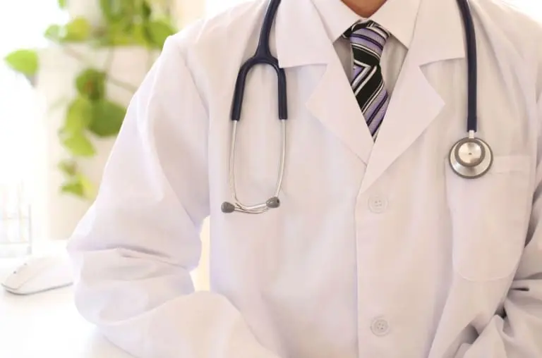 O que você deve levar em conta antes de escolher um médico?