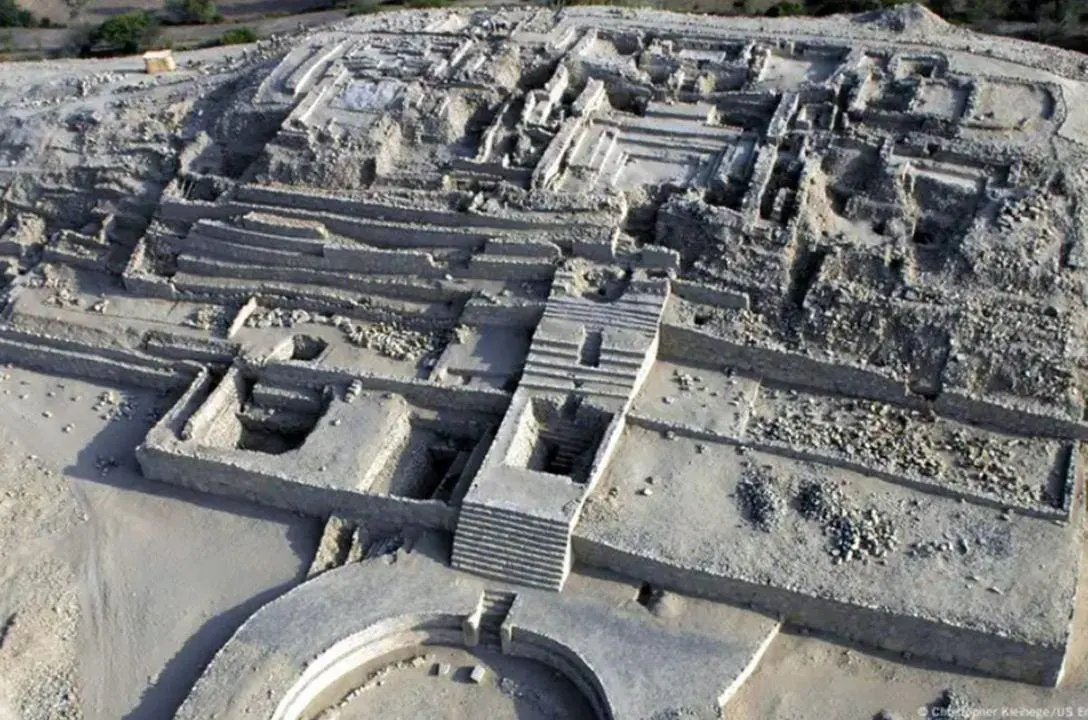 Peru descobre pirâmide de civilização mais antiga da América
