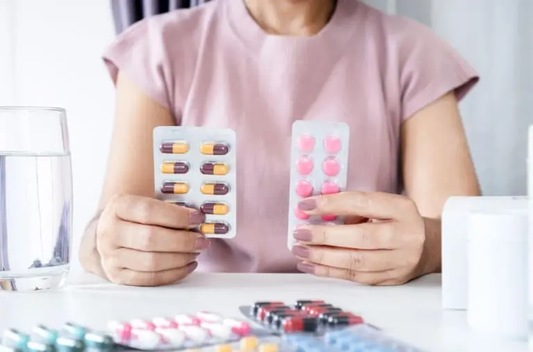 Por que não se deve usar antibióticos por conta própria?