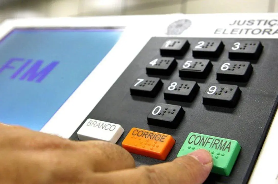 Por que o vereador mais votado pode não ser eleito? Entenda o sistema proporcional no Brasil