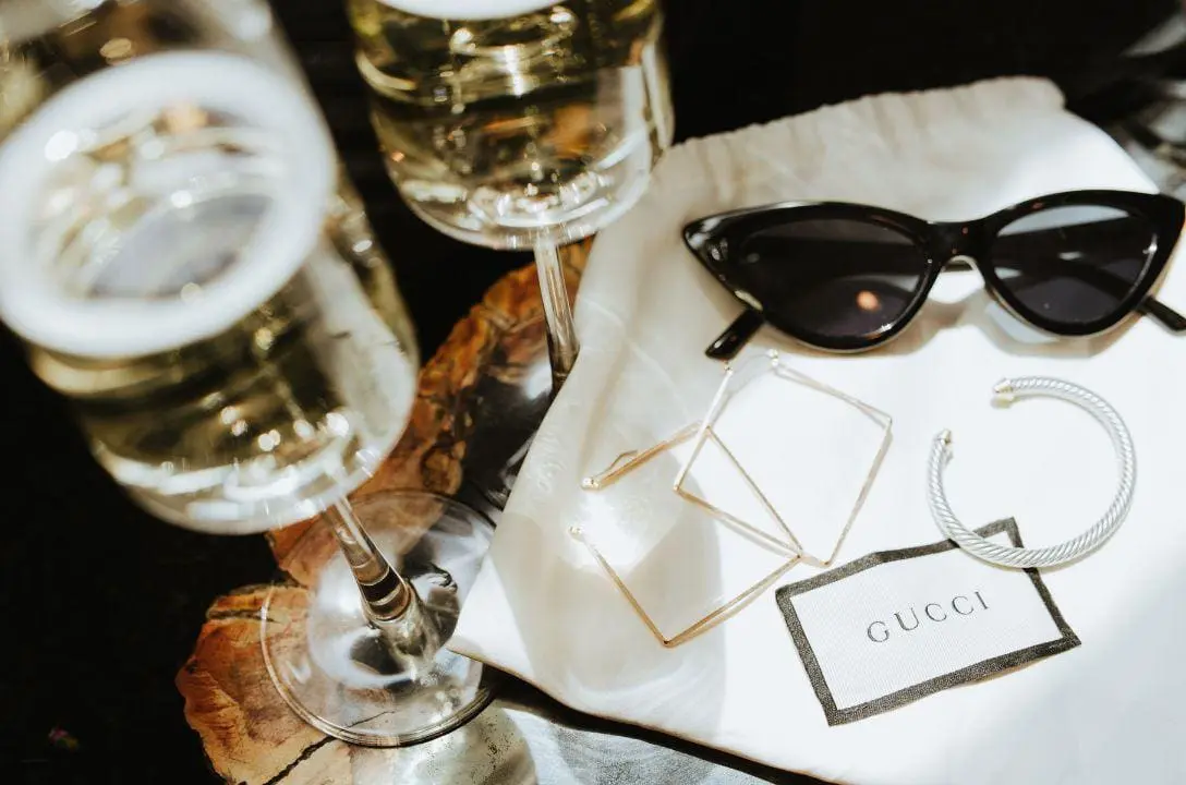 Por que ultra-ricos não usam marcas como Gucci ou Louis Vuitton