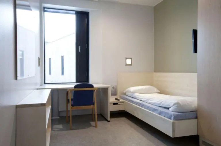 Prisão ou resort? Como a Noruega reduz a reincidência criminal?