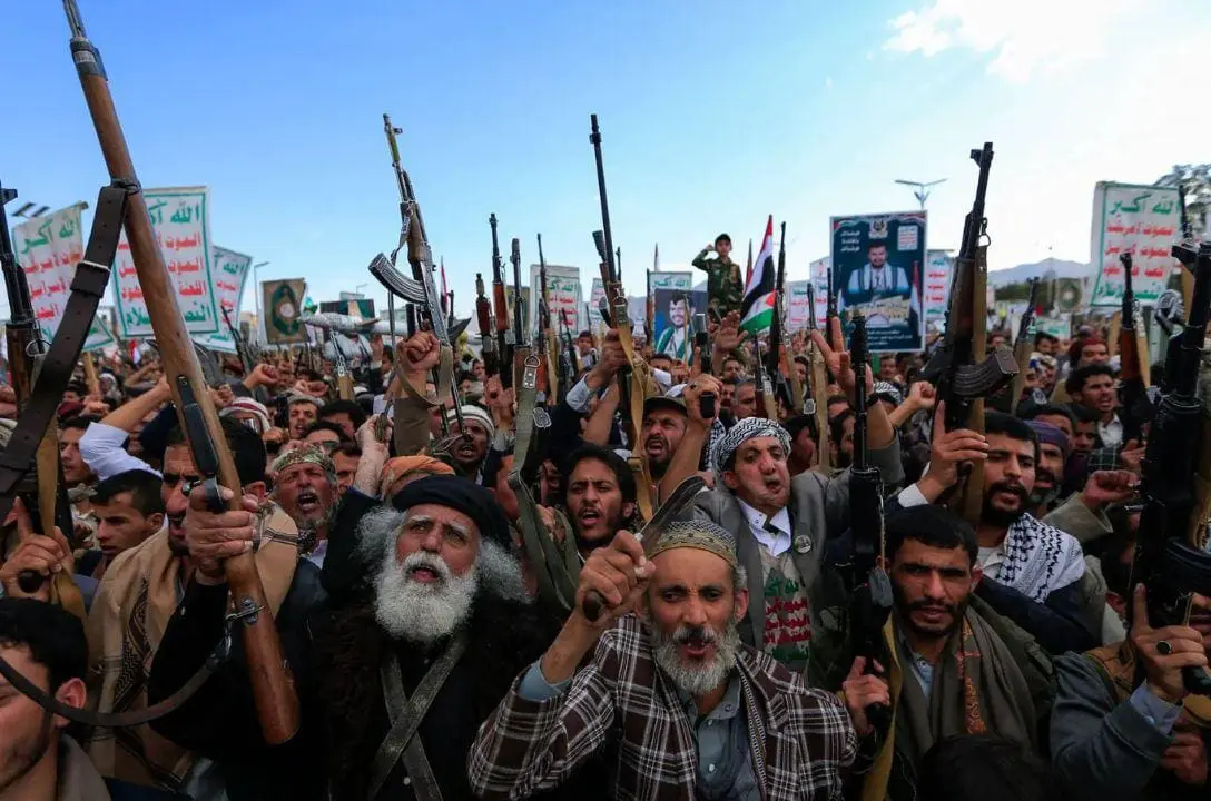 Quem são os Houthis? Conheça o grupo que desafia potências