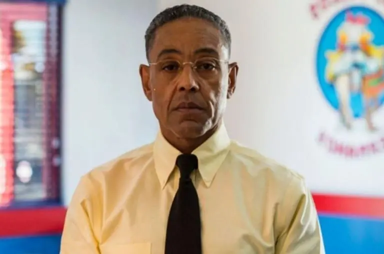 Saiba como a série "Breaking Bad" salvou a vida do ator Giancarlo Esposito
