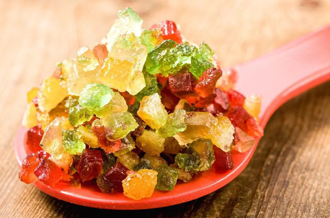 Saiba quem deve evitar comer frutas cristalizadas