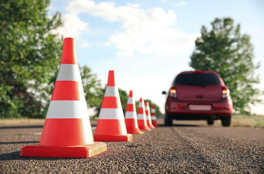 Sem baliza e carro automático? Agora ficou mais fácil tirar a CNH
