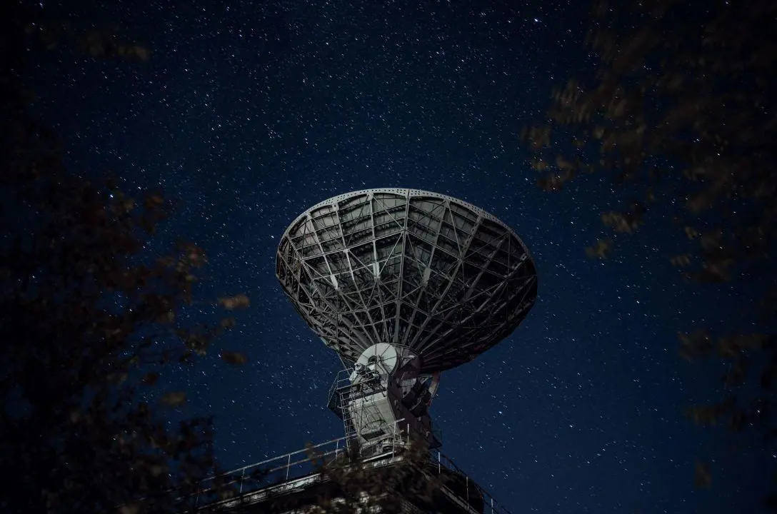 Sinais do espaço intrigam cientistas e levantam teorias