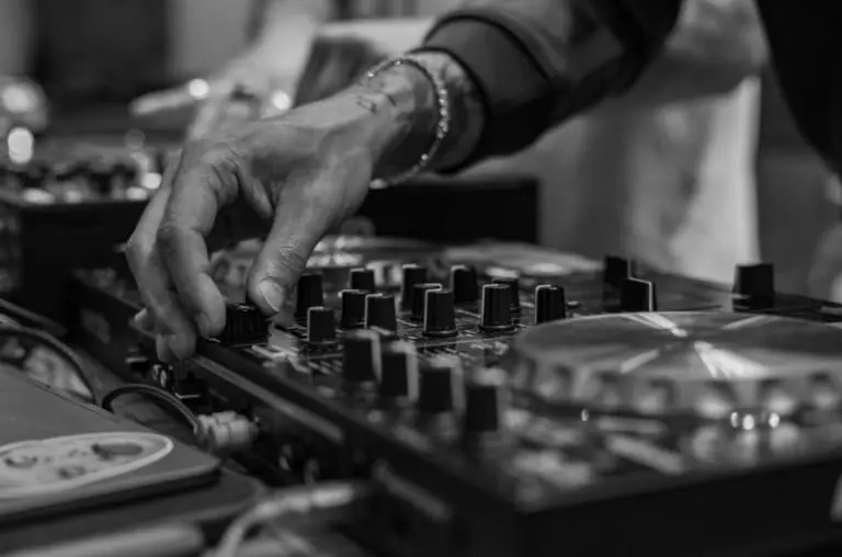Spotify libera recurso de DJ para alguns usuários. Saiba mais: