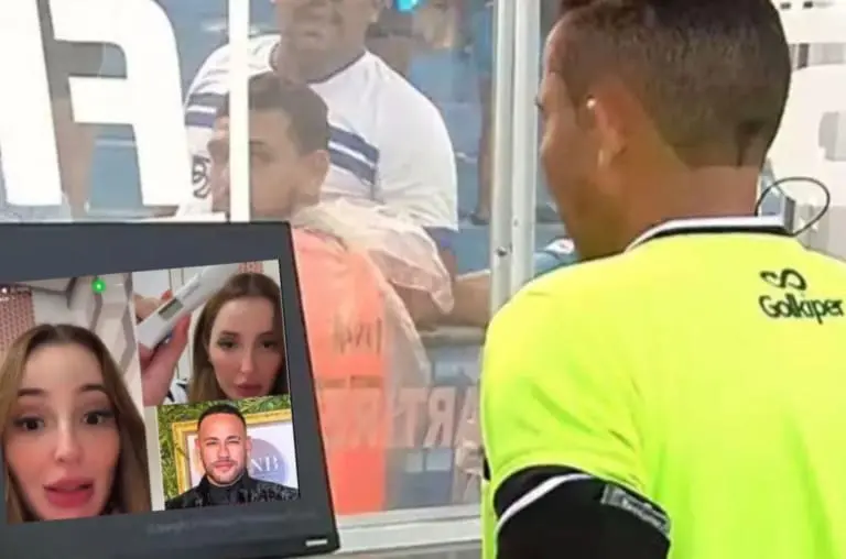 Teste de gravidez de uma semana.. Precisa chamar o VAR?