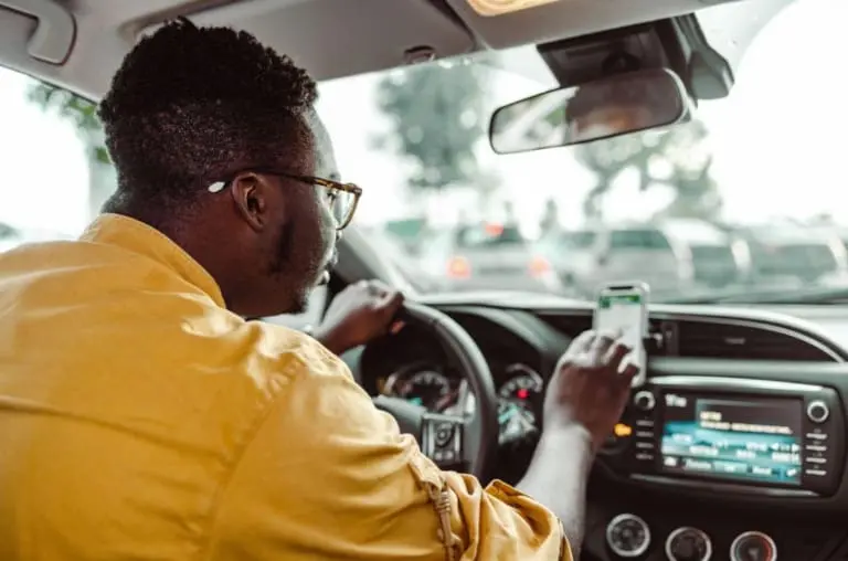 Uber vai pagar motorista parado por treinamento de IA