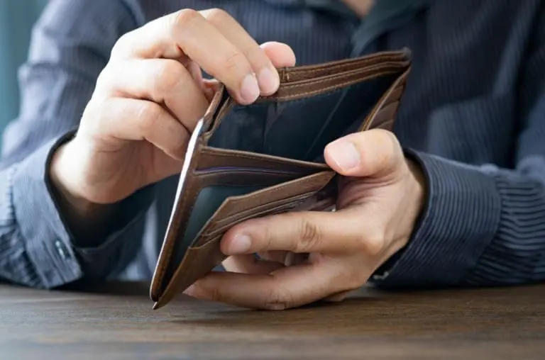 Vale-refeição tem valor médio de R$ 497 e acaba em 10 dias