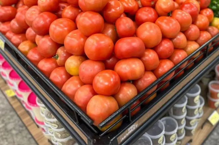 Você se lembra do gosto dos tomates de antigamente? Faz tempo que estão sem graça. Saiba o que aconteceu