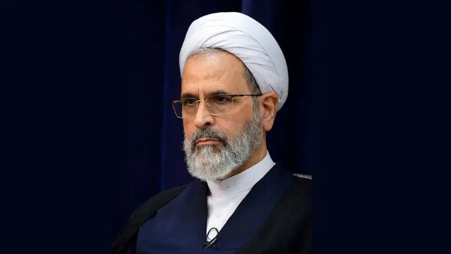 Alireza Arafi, o aiatol&aacute; que assume a chefia do conselho interino do Ir&atilde;