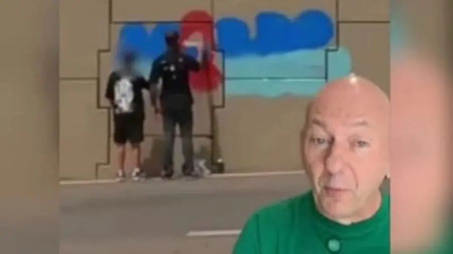 Smith Art Tattoo e Luciano Hang: grafite que virou debate nacional O debate começou quando o empresário Luciano Hang publicou um vídeo nas redes sociais criticando uma pintura feita em um viaduto de Goiânia