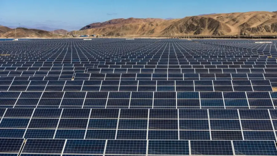China vai construir a maior usina solar do mundo no deserto Especialistas veem esse projeto como um possível divisor de águas para o futuro das energias renováveis.