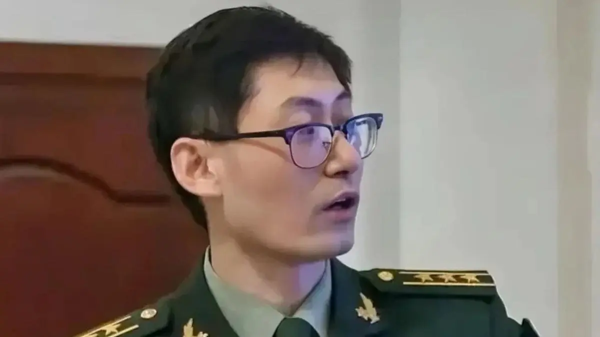 Um dos casos mais comentados &eacute; o de Feng Yanghe, professor ligado a uma universidade de defesa na China