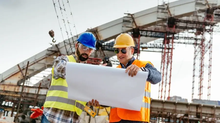 Escassez de mão de obra na Suíça cresce e abre 40 mil vagas A construção civil também sofre com a escassez de mão de obra na Suíça