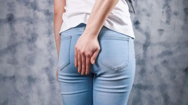 Soltar até 20 gases por dia é normal e cheiro depende do tipo de bactéria