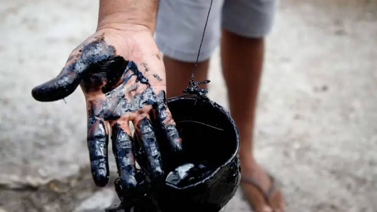 Agricultor do Ceará queria água, mas encontrou petróleo cru. E agora? Encontrar petróleo cru não significa, automaticamente, que haverá exploração comercial, riqueza imediata ou produção em larga escala.