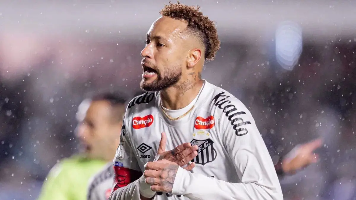 Craques que ficaram fora da Copa do Mundo e até hoje geram debate O menino que um dia parecia precoce demais para ser convocado agora pode ser visto por alguns como um craque histórico em fase de questionamento