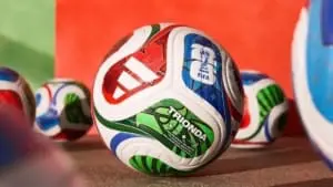 Trionda, a bola da Copa do Mundo 2026, precisa ser recarregada antes dos jogos